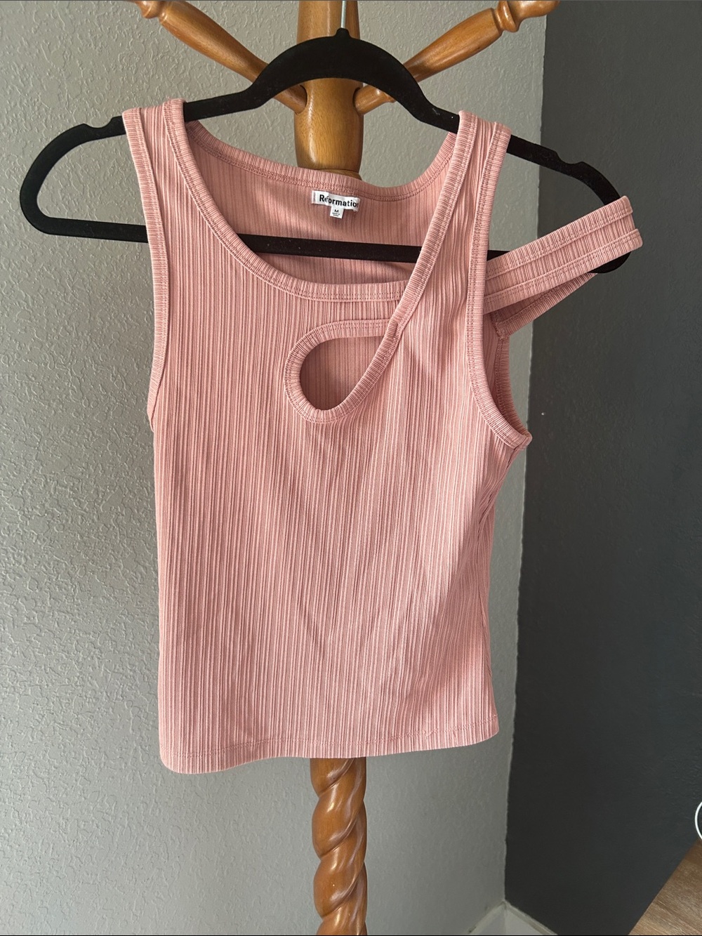 Reformation Dusty Pink Ribbed Cutout Tank
